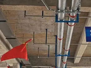 文登管廊支架的安装方法
